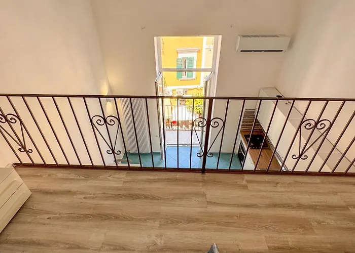 Il Balcone Sul Castello Ísquia